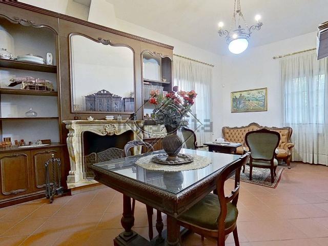Villetta indipendente in vendita di 150 m² in Via del Fosso Secco