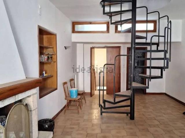 Villetta indipendente in vendita di 150 m² in Via della Libertà