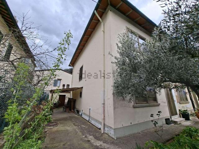 Villetta indipendente in vendita di 150 m² in Via di Sotto