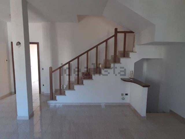 Villetta indipendente in vendita di 150 m² in Via Farisine