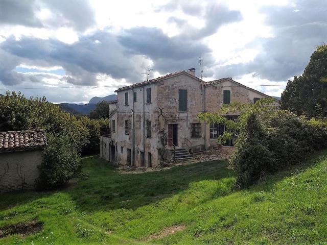 Villetta indipendente in vendita di 150 m² in Via Fenigli
