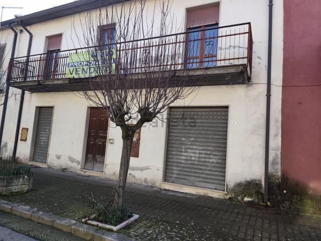 Villetta indipendente in vendita di 150 m² in Via Francesco Tedesco, 2