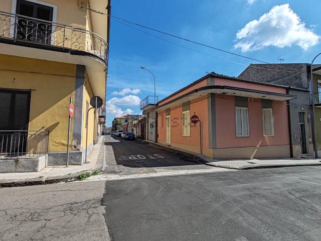 Villetta indipendente in vendita di 150 m² in Via I Retta di Levante, 2
