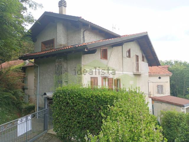 Villetta indipendente in vendita di 150 m² in Via Oro di Breia