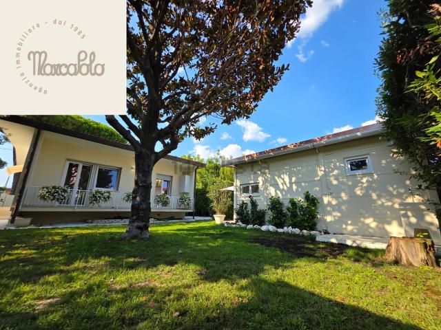 Villetta indipendente in vendita di 150 m² in Via L. Quartieri, 23