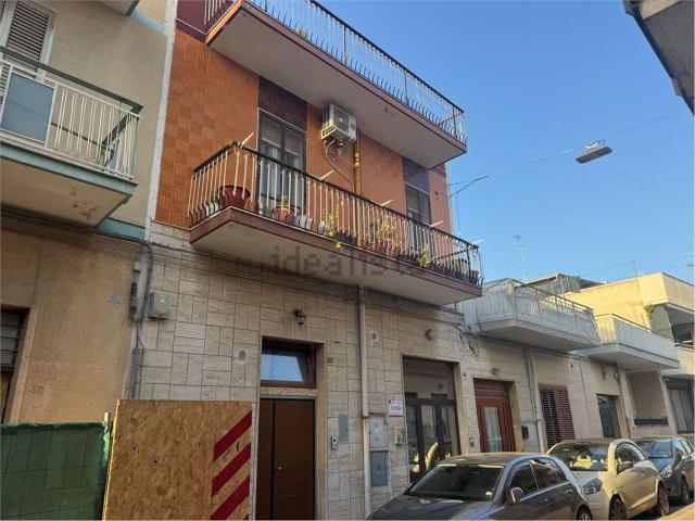 Villetta indipendente in vendita di 150 m² in Via Logroscino, 34