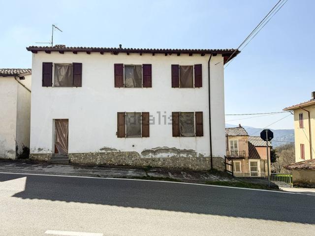 Villetta indipendente in vendita di 150 m² in Via Luigi Mazza