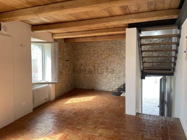Villetta indipendente in vendita di 150 m² in Via Madonna dell&apos Acqua