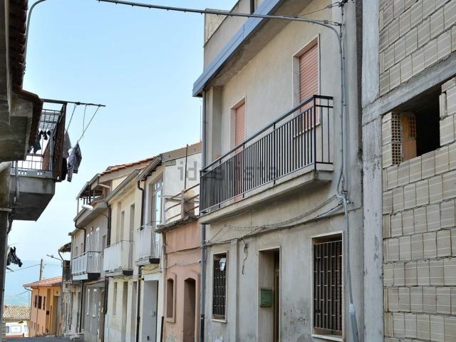 Villetta indipendente in vendita di 150 m² in Via Magazzino, 8