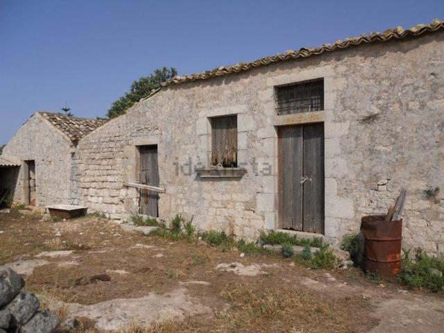 Villetta indipendente in vendita di 150 m² in Via Michelica Crocevia