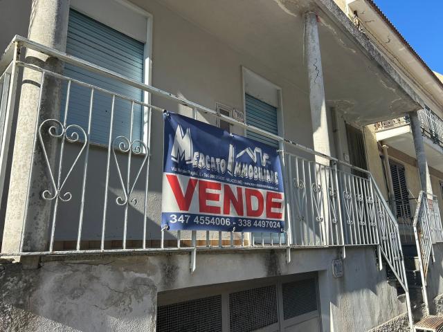 Villetta indipendente in vendita di 150 m² in Via San Cono, 100
