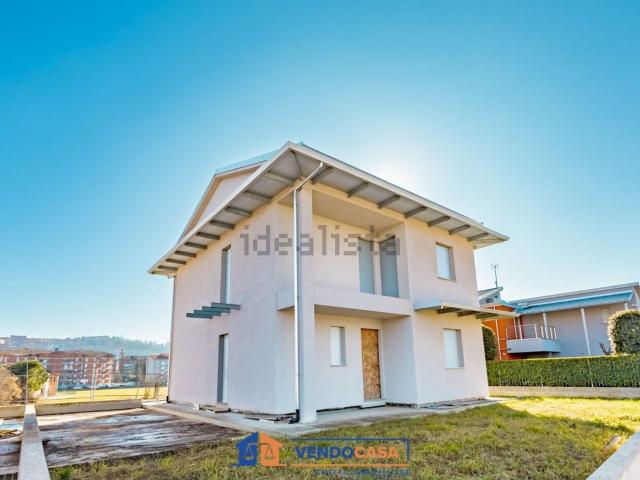 Villetta indipendente in vendita di 150 m² in Via San Rocchetto, 48