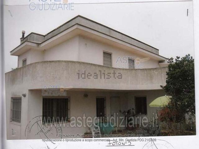 Villetta indipendente in vendita di 150 m² in Via Sebastiano Carucci