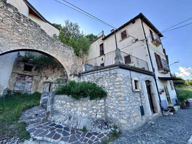 Villetta indipendente in vendita di 150 m² in Via Porta Villotta, 4