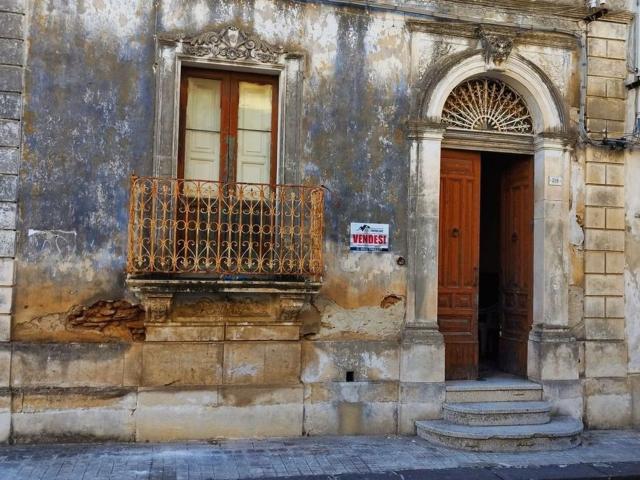 Villetta indipendente in vendita di 150 m² in Via Palestro, 218