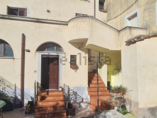 Villetta indipendente in vendita di 150 m² in Via Pizzo, 15