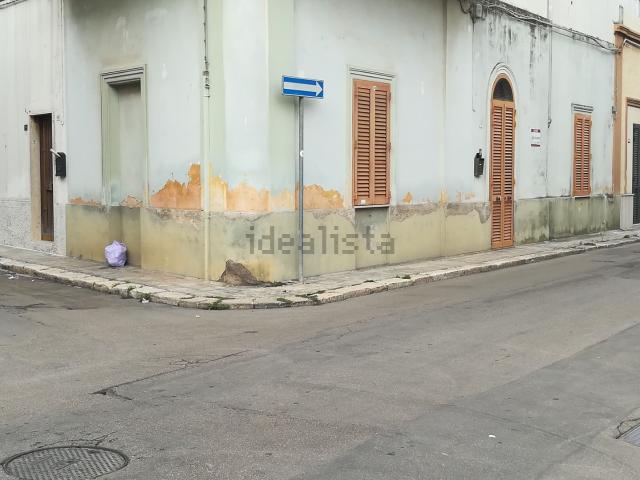 Villetta indipendente in vendita di 150 m² in Via Pietro Maroncelli 19,angolo via Filzi 15