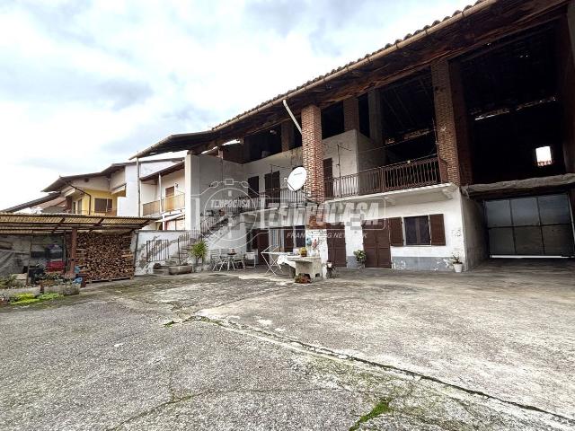 Villetta indipendente in vendita di 150 m² in Via Principe Tommaso