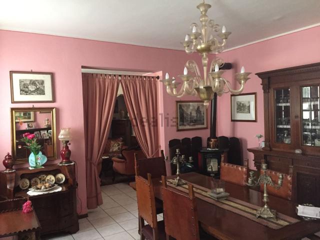 Villetta indipendente in vendita di 150 m² in Via Roma