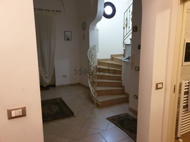 Villetta indipendente in vendita di 150 m² in Via Roma