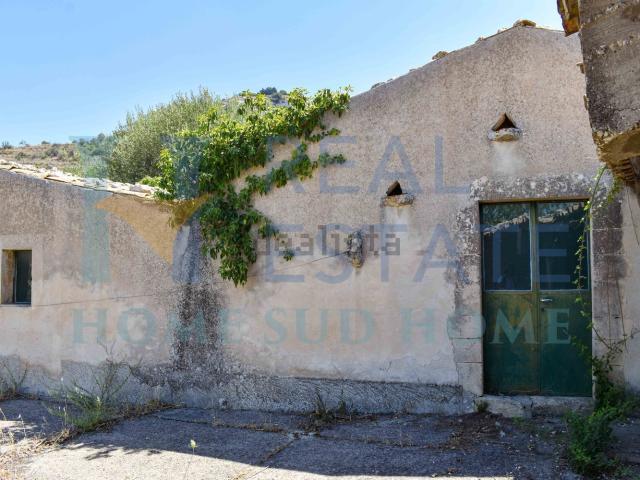 Villetta indipendente in vendita di 150 m² in Via Roma, 1
