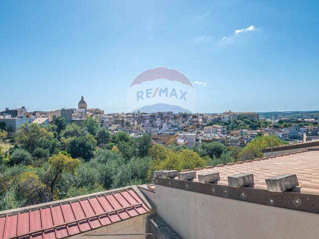 Villetta indipendente in vendita di 150 m² in Via Tommaso Fazello, 248