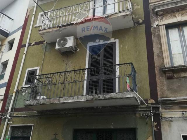Villetta indipendente in vendita di 150 m² in Via Timpanaro, 2