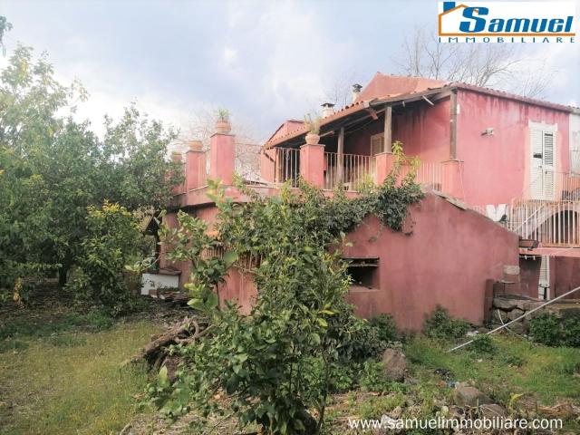 Villetta indipendente in vendita di 150 m² in Via Trifoglietto