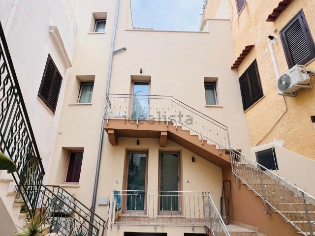 Villetta indipendente in vendita di 150 m² in Via Vincenzo Pipitone
