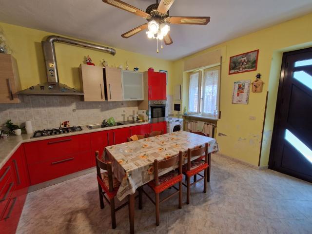 Villetta indipendente in vendita di 150 m² in Via Zavattaro