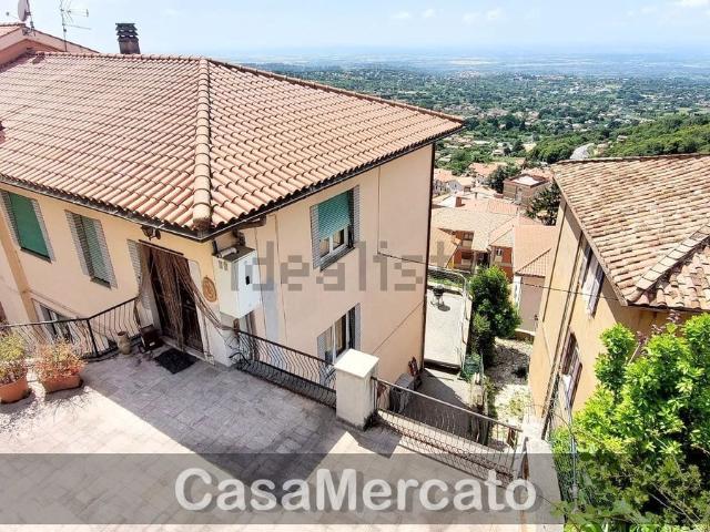 Villetta indipendente in vendita di 150 m² in Viale Enrico Ferri