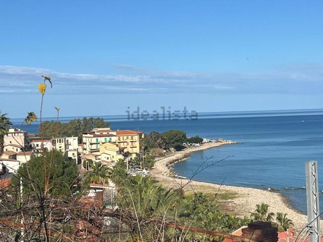 Villetta indipendente in vendita di 150 m² in Vico Peloritani, 4