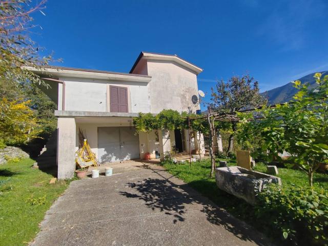 Villetta indipendente in vendita di 150 m² in Contrada Vignali