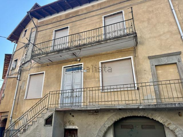 Villetta indipendente in vendita di 150 m² in Piazza Riccardo Garrone, 11