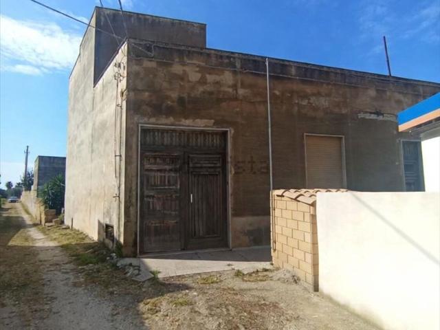 Villetta indipendente in vendita di 150 m² in Strada Generale Enrico Rinaldo