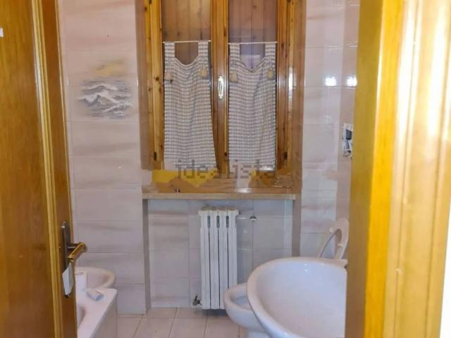 Villetta indipendente in vendita di 150 m² in Strada Statale 578 Salto Cicolana