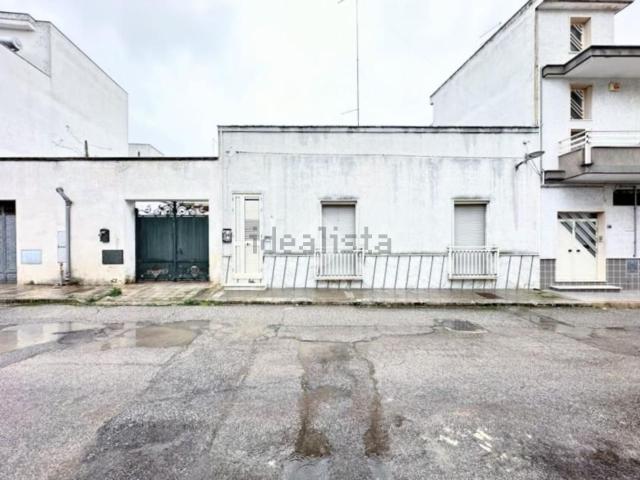 Villetta indipendente in vendita di 151 m² in Via San Maria d&apos Enghien, 6
