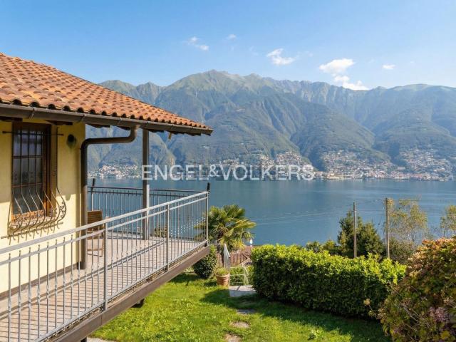 Villetta indipendente in vendita di 151 m² in Via San Carlo Borromeo
