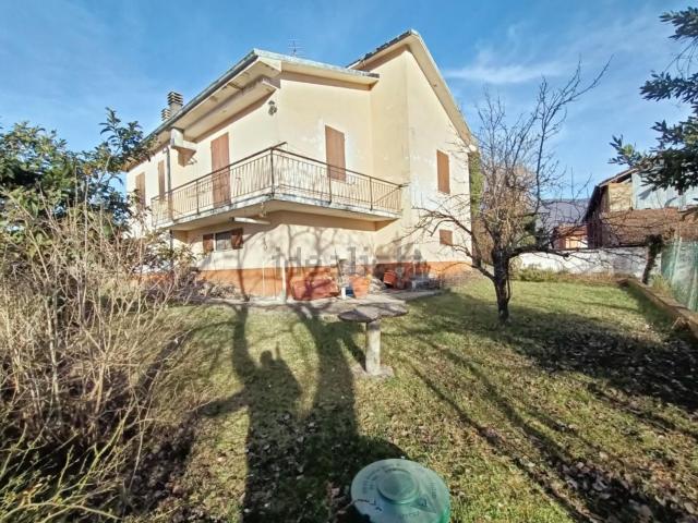 Villetta indipendente in vendita di 151 m² in Frazione Zebedassi, 30