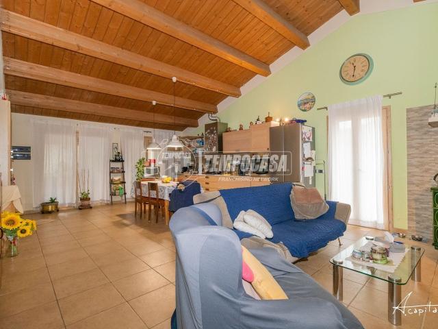 Villetta indipendente in vendita di 152 m² in Via Casale, 3637