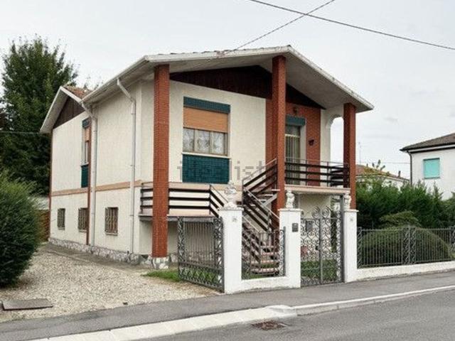 Villetta indipendente in vendita di 152 m² in Via del Progresso