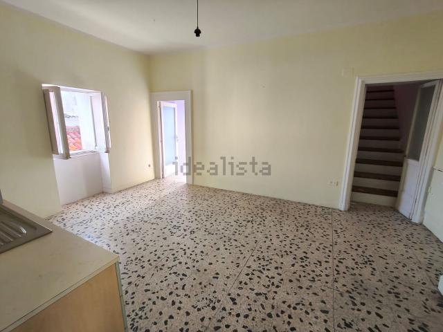 Villetta indipendente in vendita di 152 m² in Via Nicola Falcone, 37