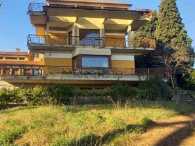 Villetta indipendente in vendita di 152 m² in Circonvallazione dalla Chiesa, 95