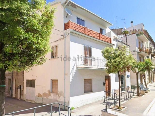 Villetta indipendente in vendita di 152 m² in Corso Giuseppe Garibaldi, 19