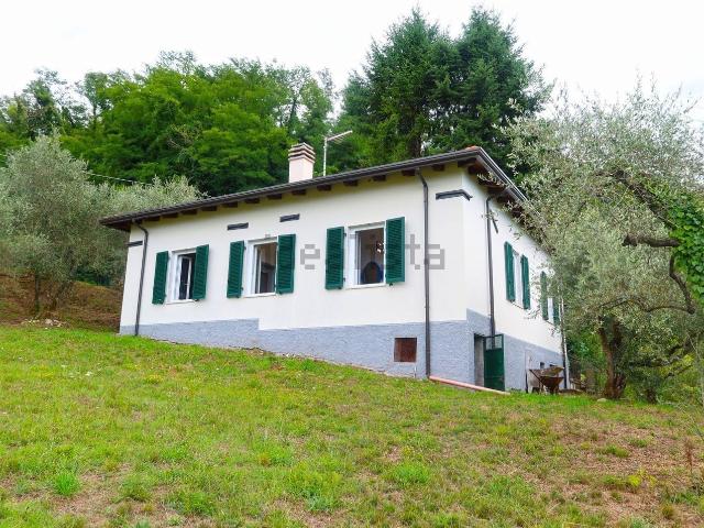 Villetta indipendente in vendita di 152 m² in Località Casciana, 4