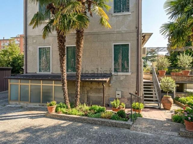 Villetta indipendente in vendita di 152 m² in Strada Molinterran