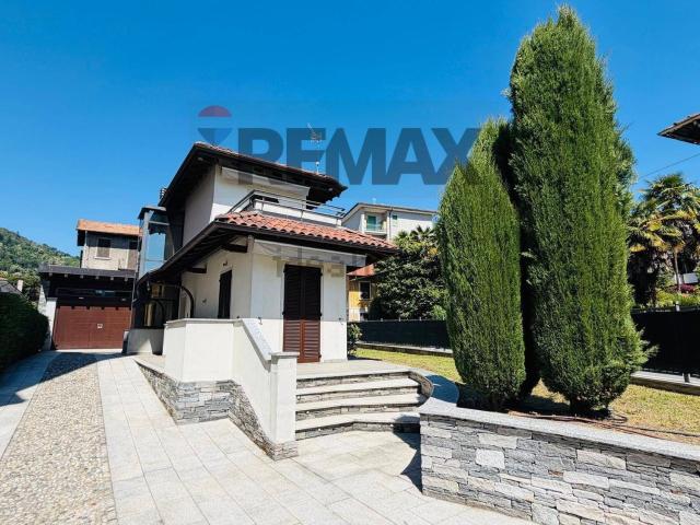 Villetta indipendente in vendita di 153 m² in Via Crocetta