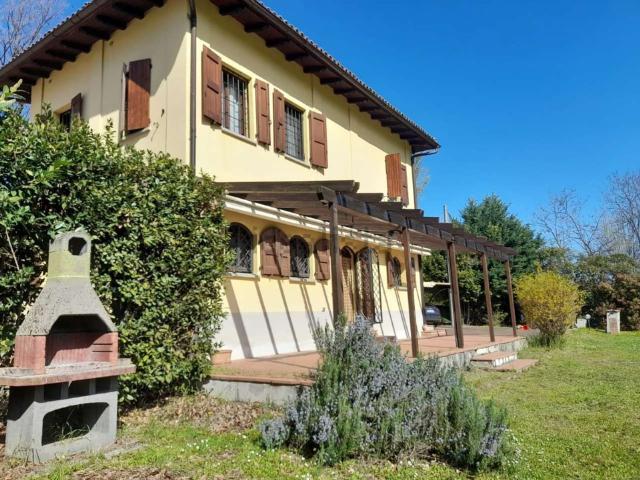 Villetta indipendente in vendita di 153 m² in Via dei Mulini