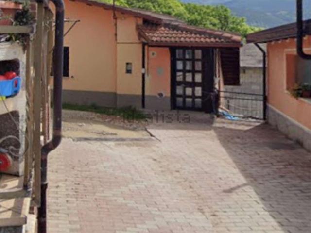 Villetta indipendente in vendita di 153 m² in Via Fontegrossa