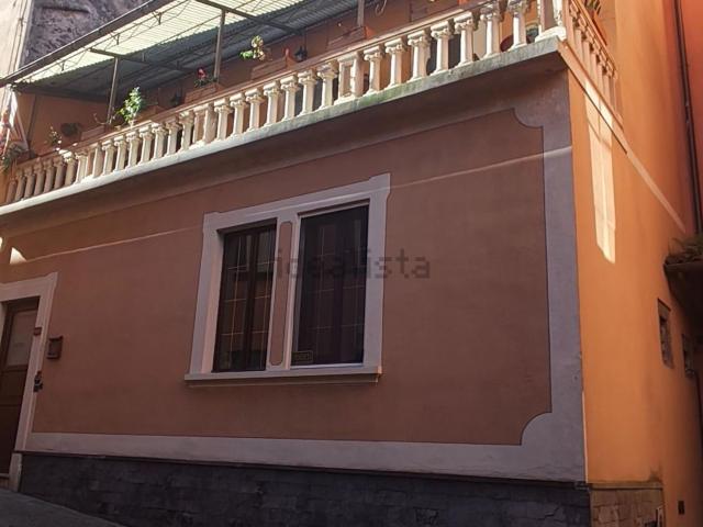 Villetta indipendente in vendita di 154 m² in Via Cavour